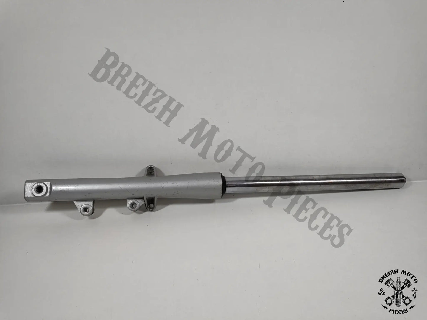 Bras de fourche gauche