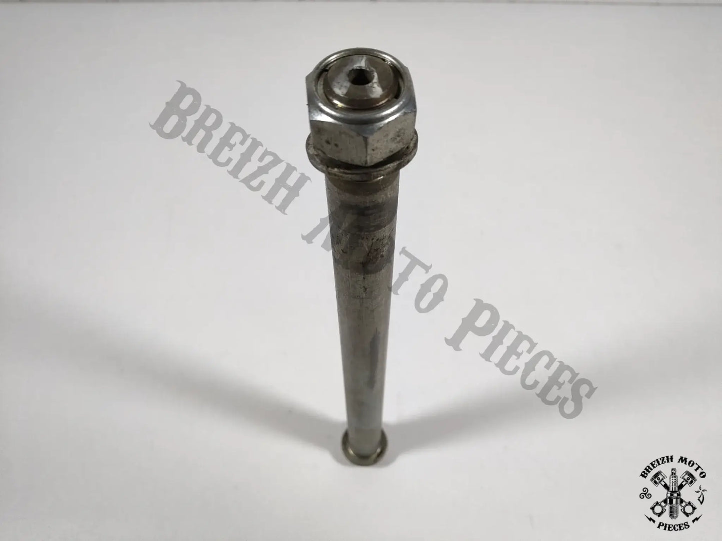 Axe de bras oscillant