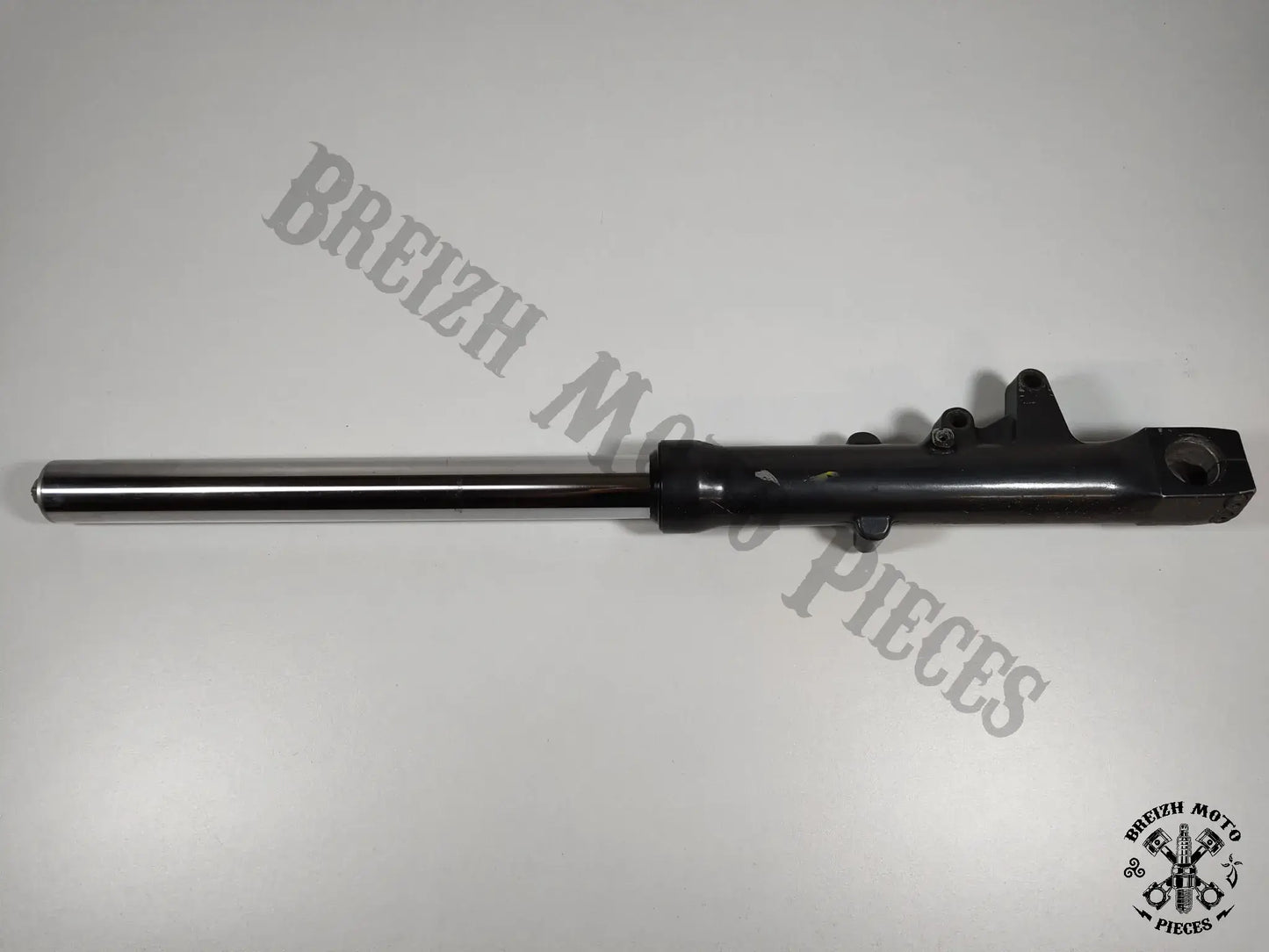 Bras de fourche gauche