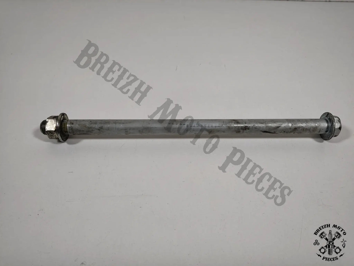 Axe de bras oscillant