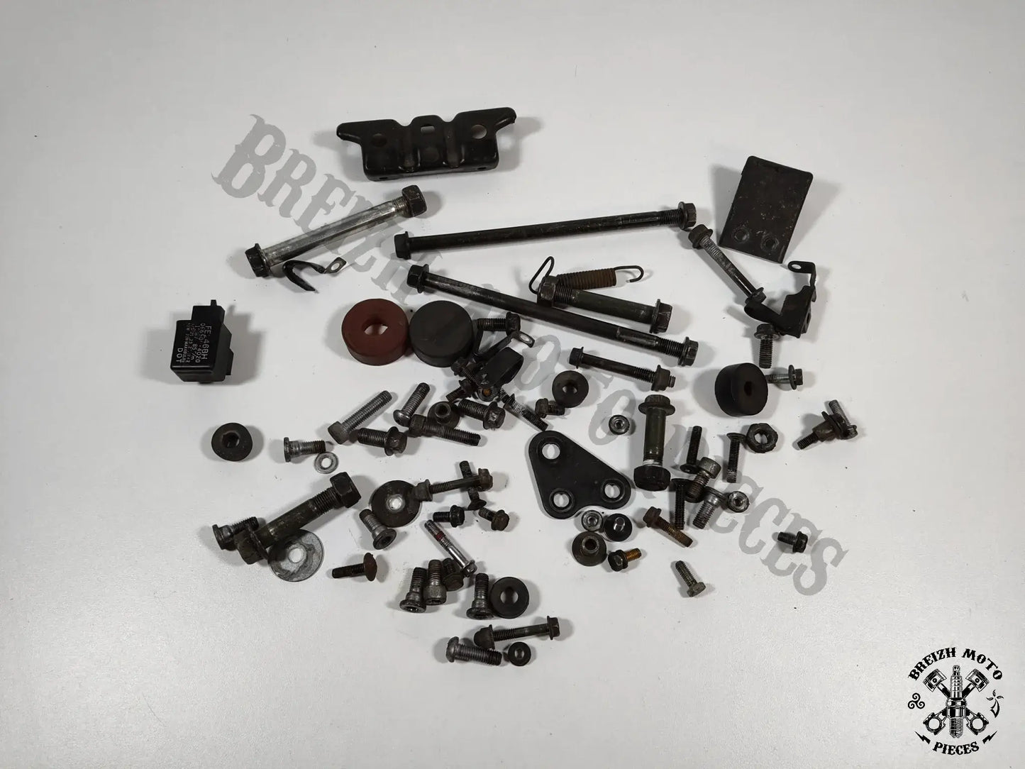 Pack visserie et accessoires