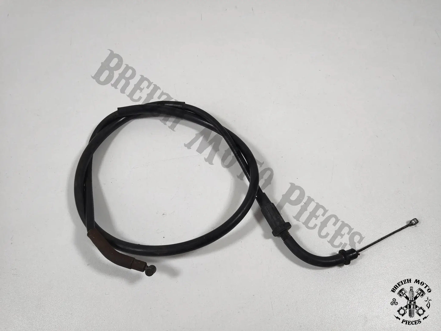 Câble d'accélérateur