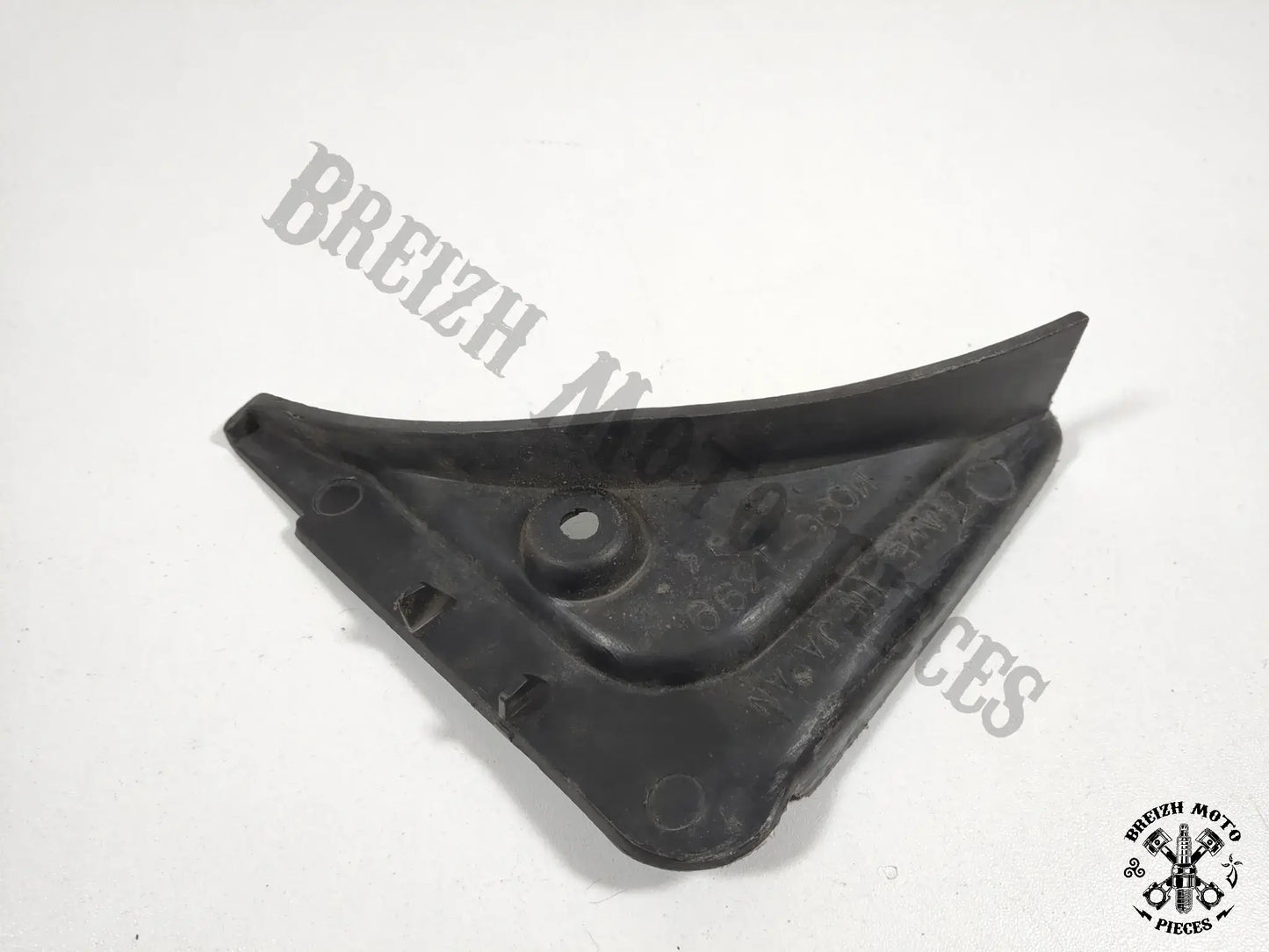 Cache carénage intérieur droit