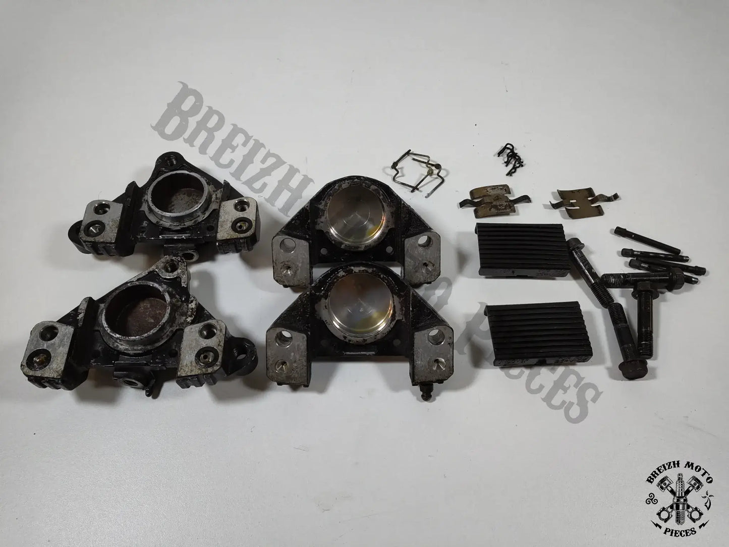 Lot accessoires étrier de frein