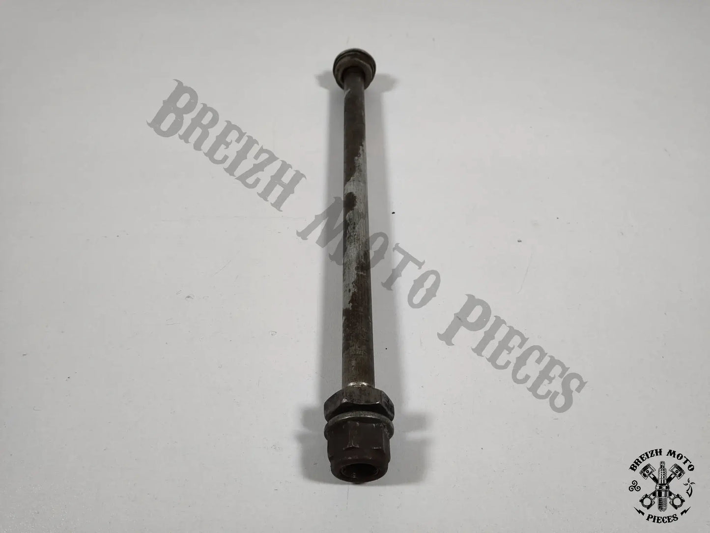 Axe de bras oscillant
