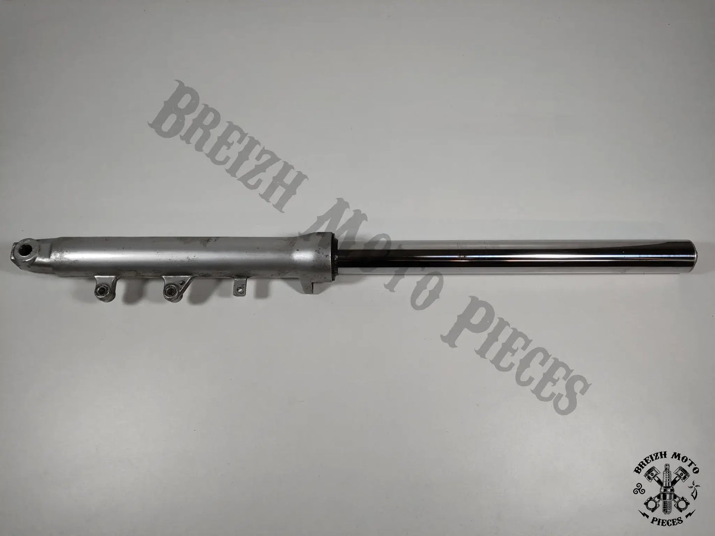 Bras de fourche gauche