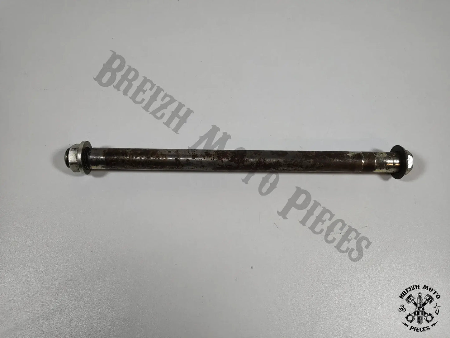 Axe de bras oscillant