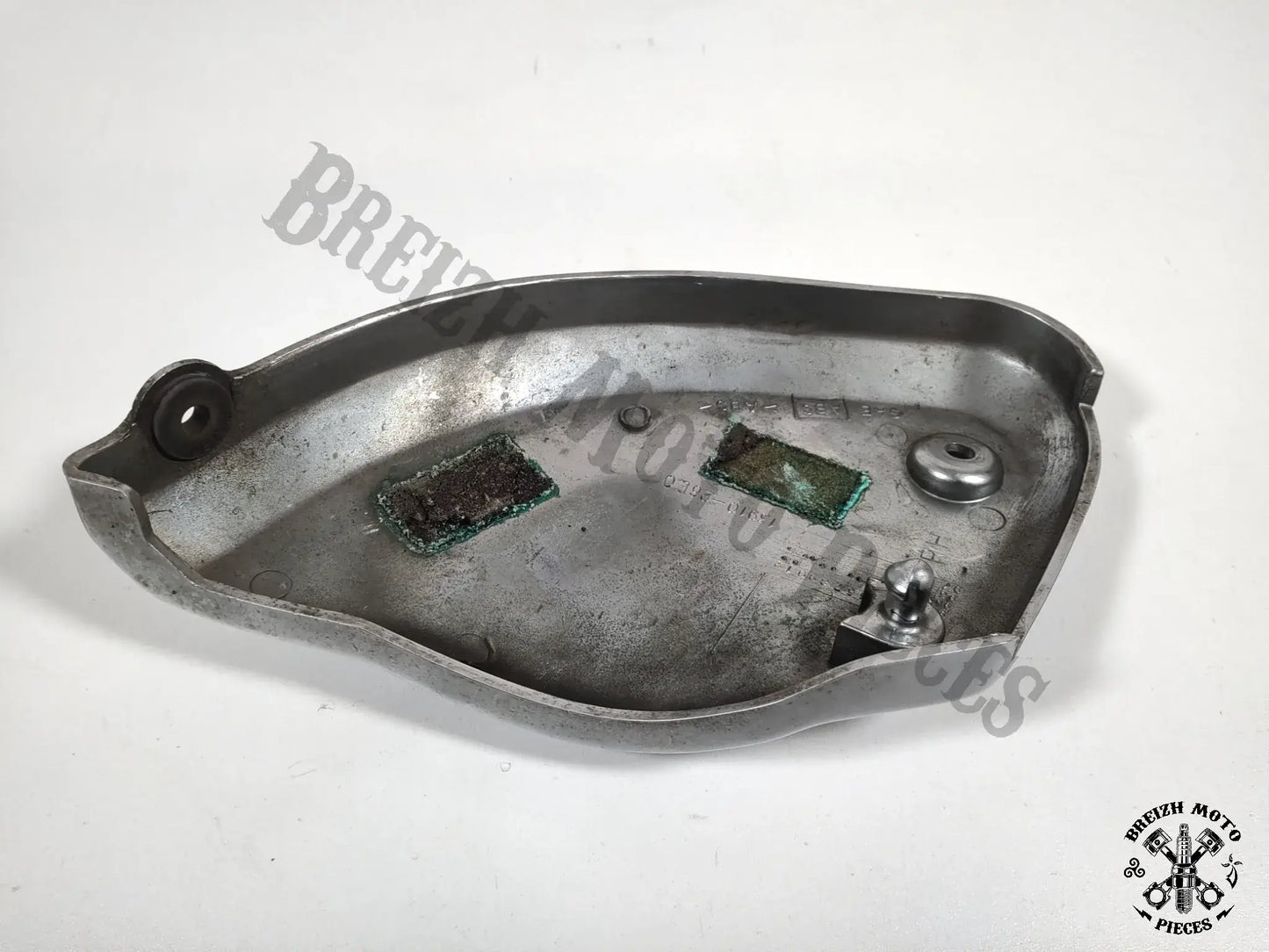 Cache de boite à air droit