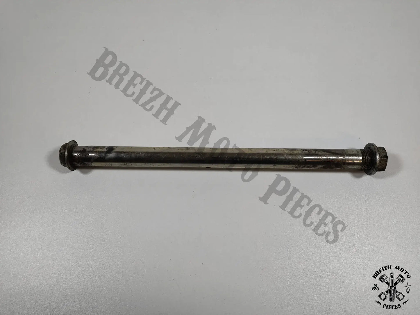 Axe de bras oscillant