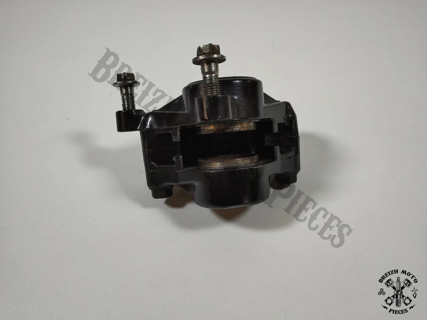 Etrier frein avant gauche