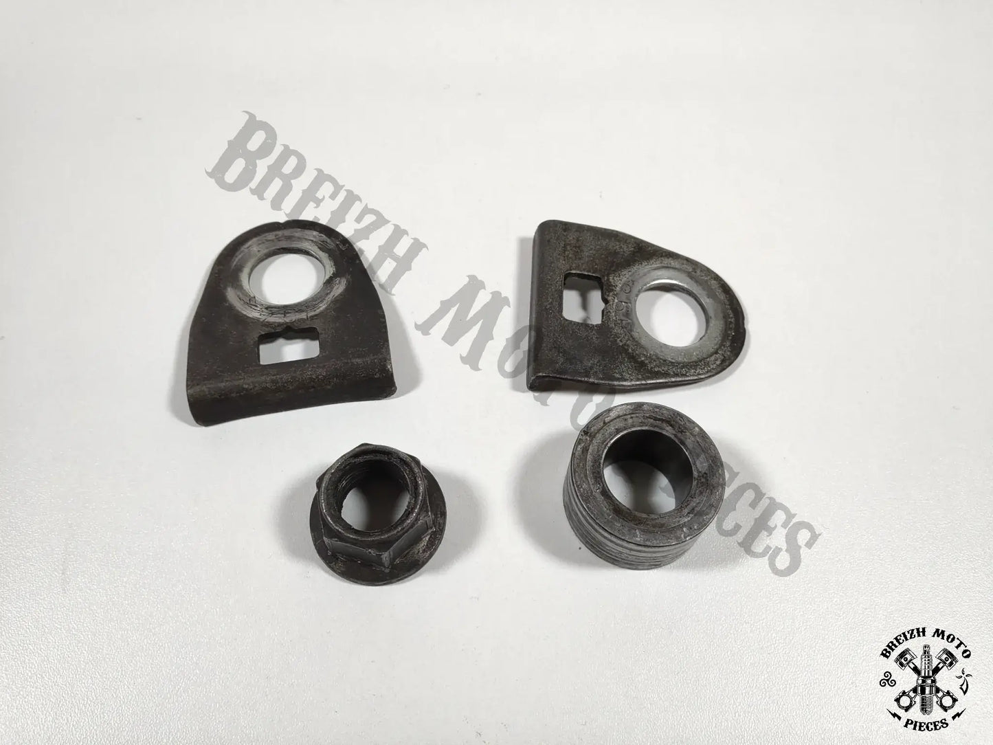 Accessoires axe de roue arrière