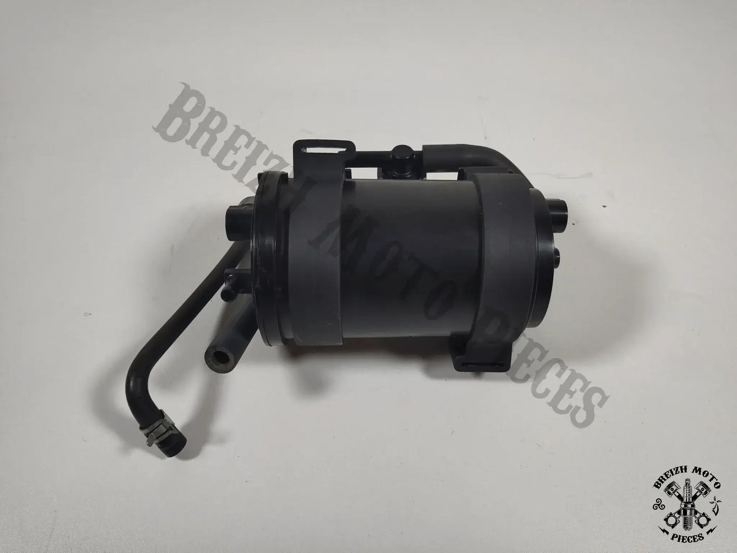 Canister