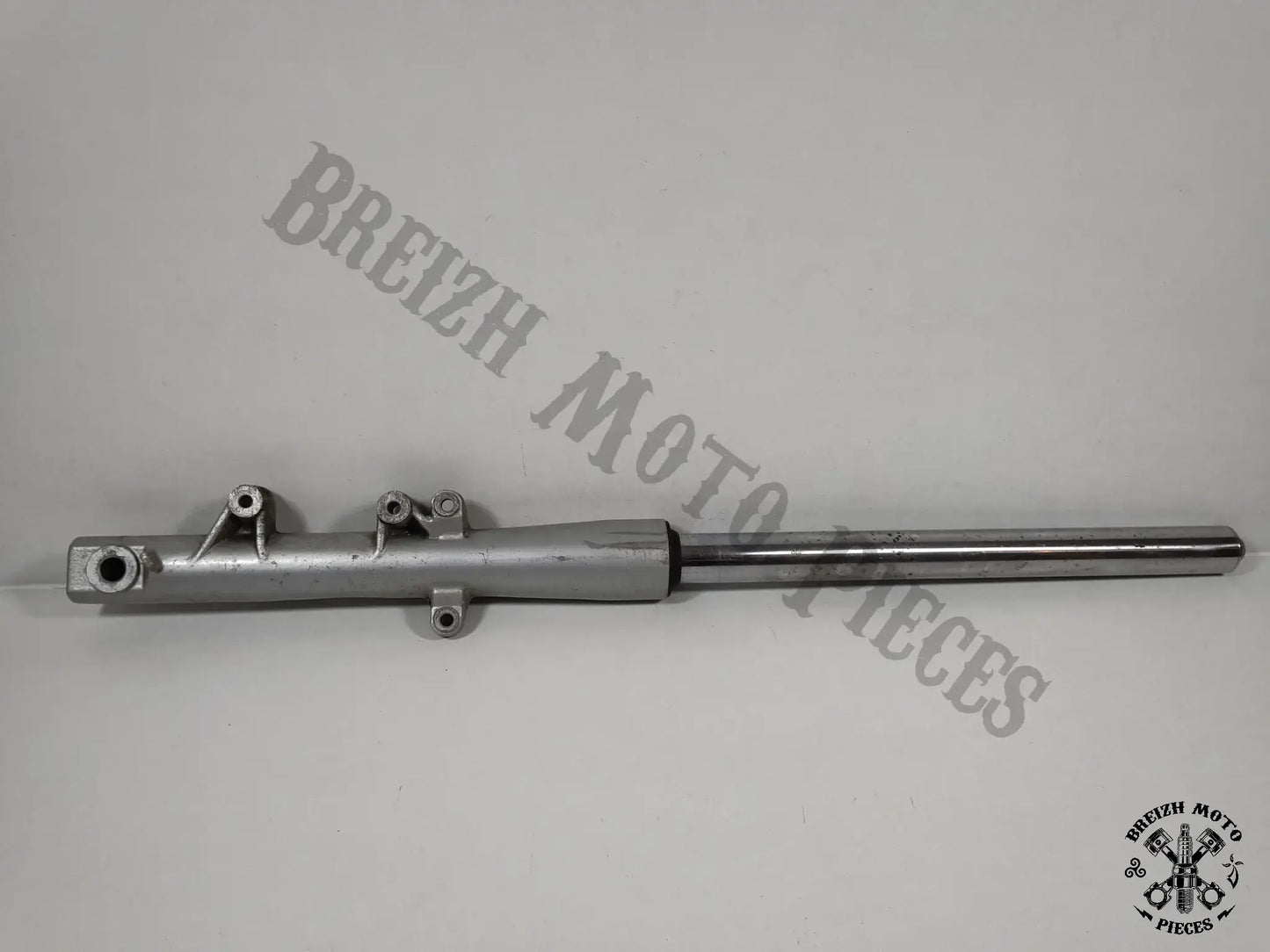 Bras de fourche gauche