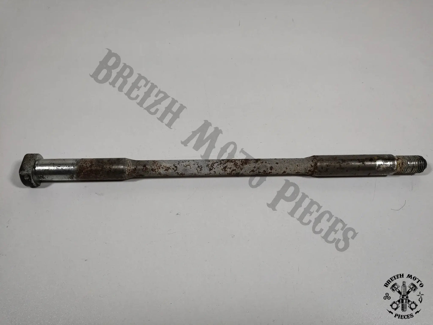 Axe de bras oscillant