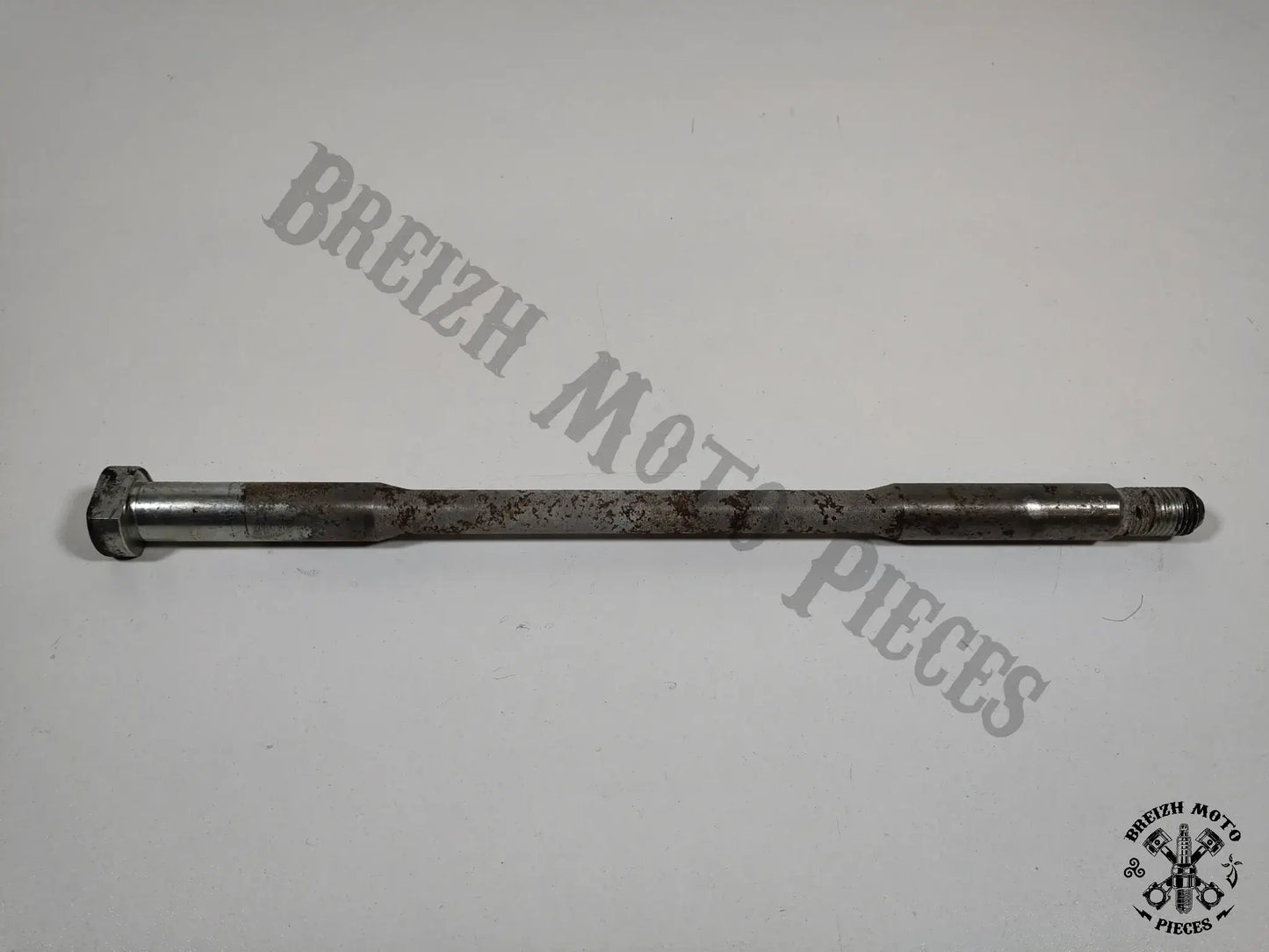 Axe de bras oscillant