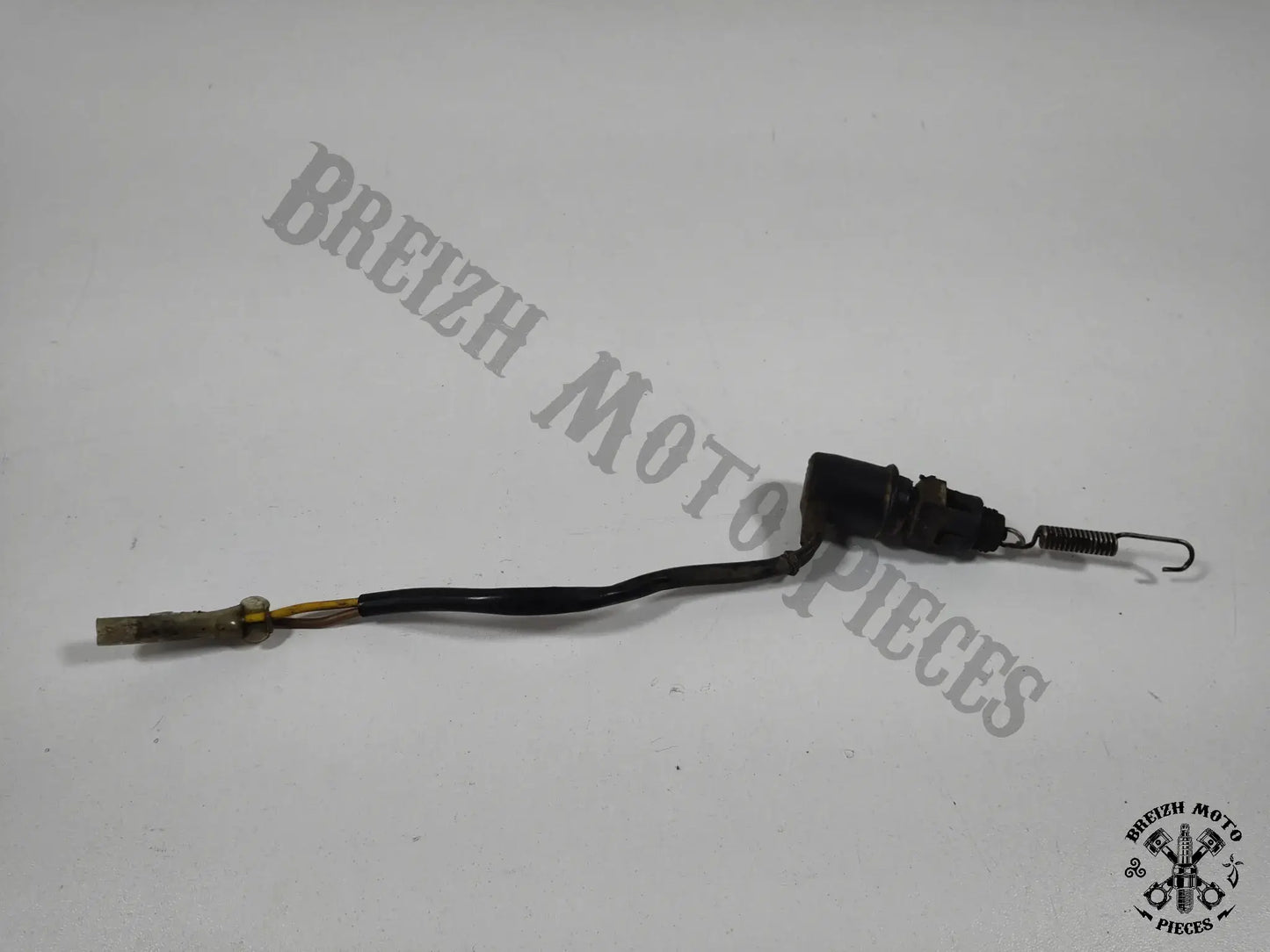 Contacteur de frein arrière