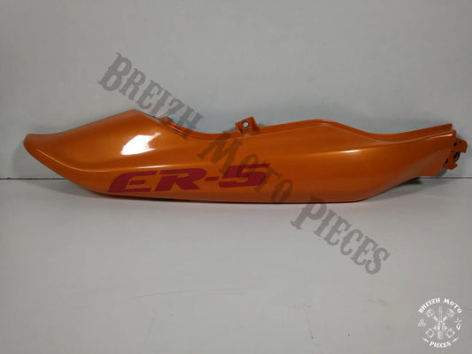 Carénage arrière droit