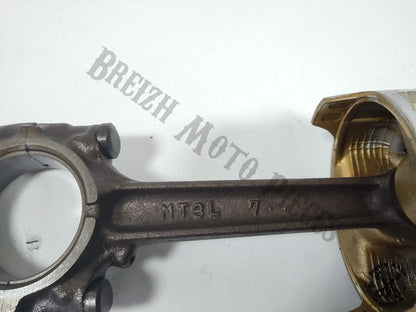 Piston