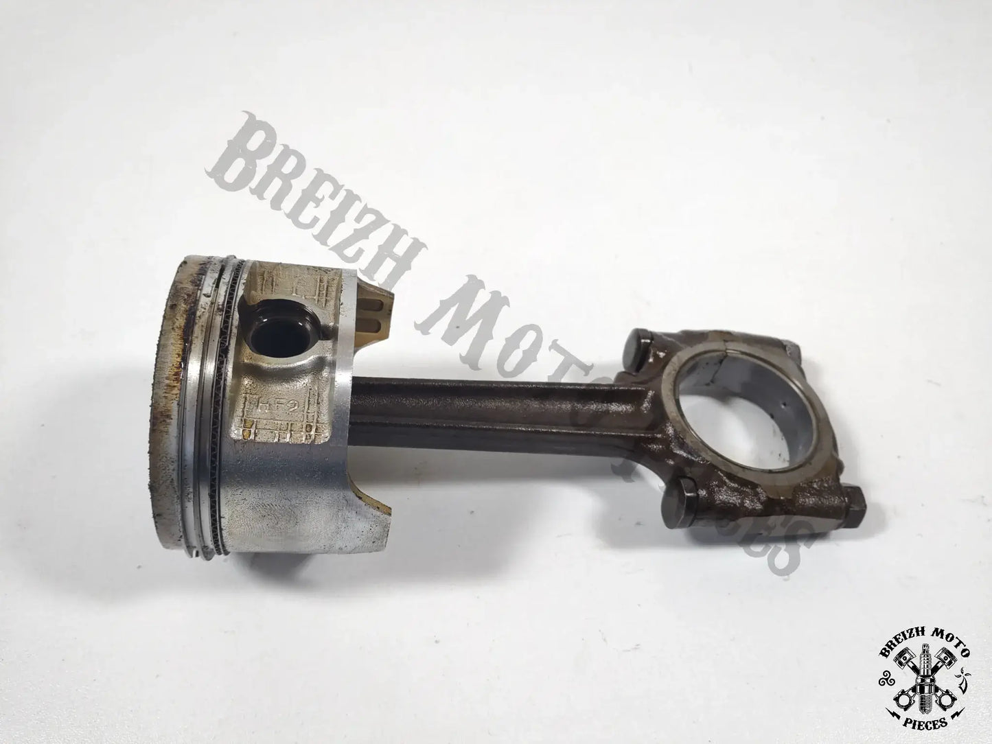 Piston