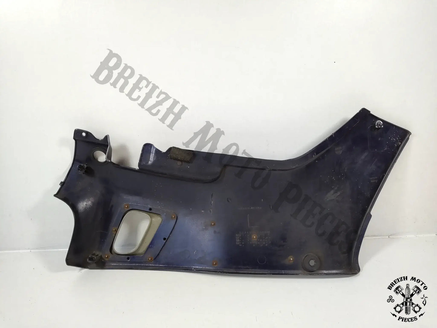 Carénage latéral gauche