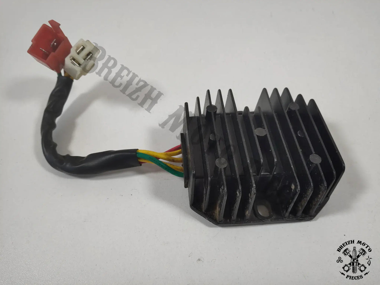 Régulateur de tension