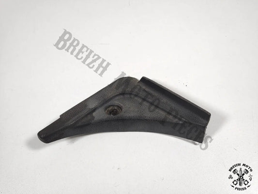 Cache carénage intérieur droit