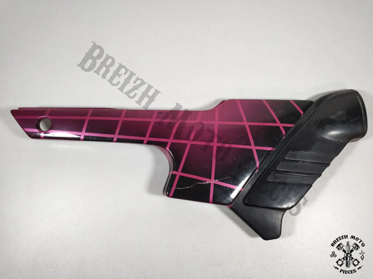 Carénage latéral droit