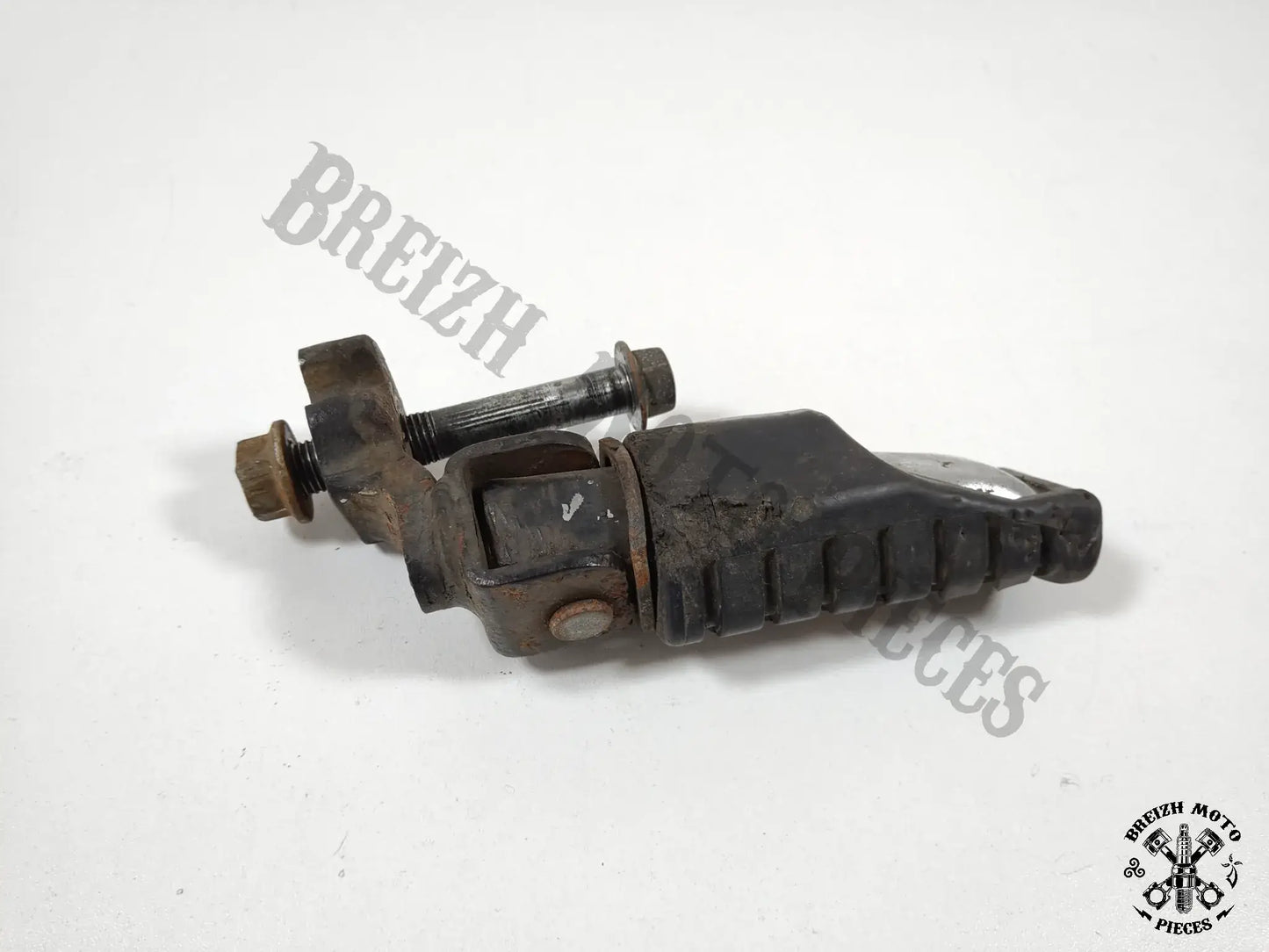 Repose-pied passager droit