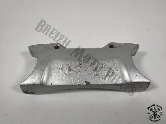 Support de garde boue avant