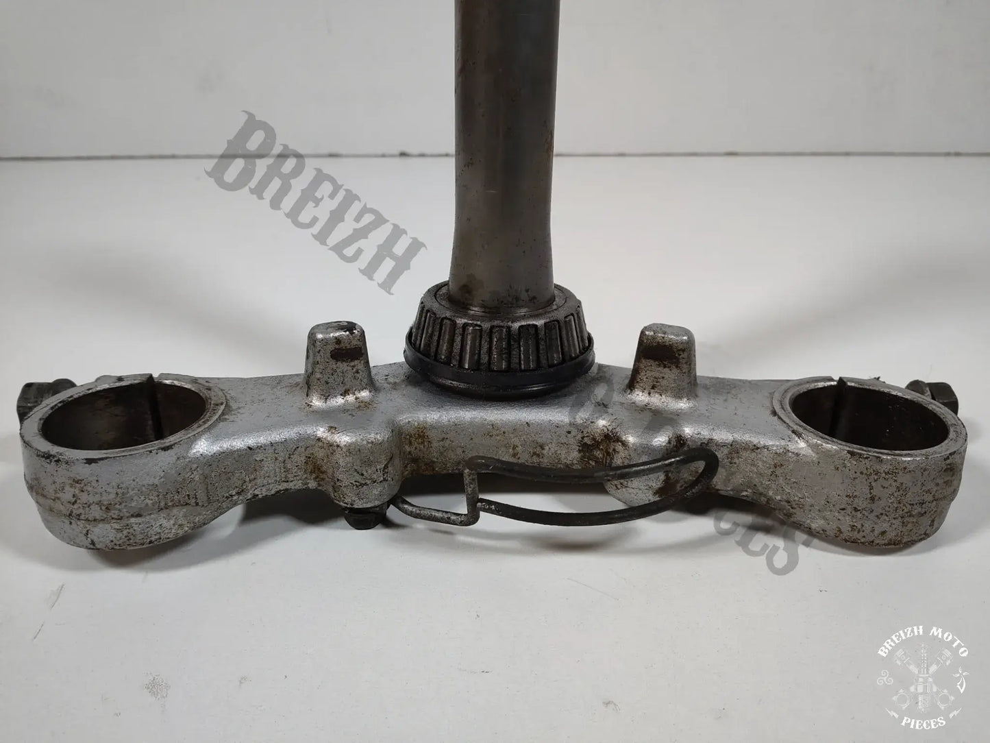 Té de fourche inférieur