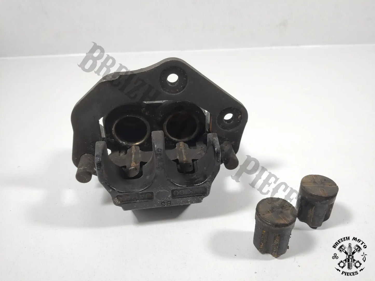 Etrier frein avant gauche