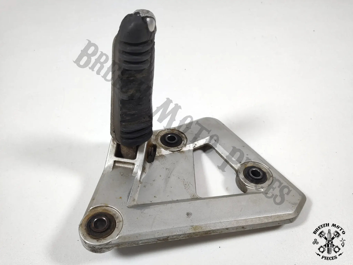 Platine de repose pied gauche