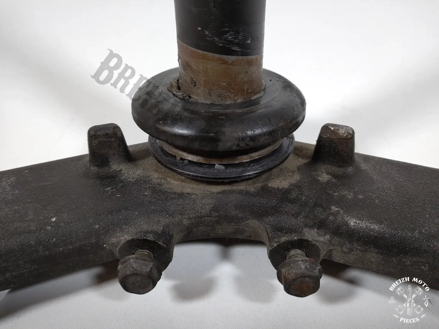 Té de fourche inférieur