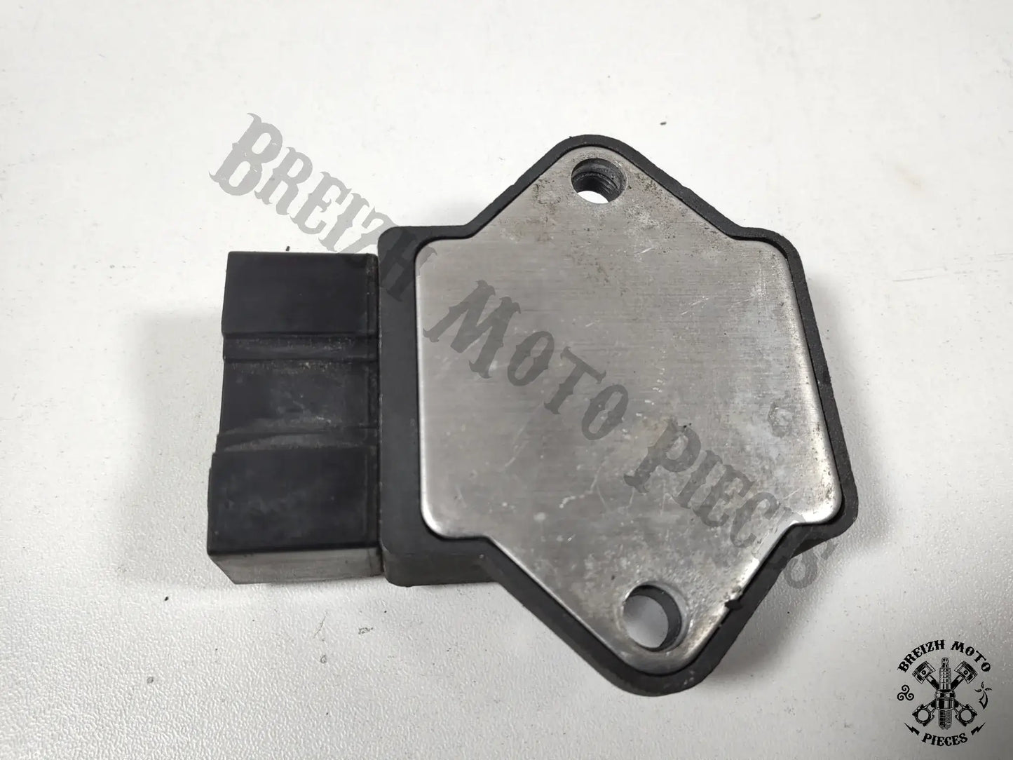 Régulateur de tension