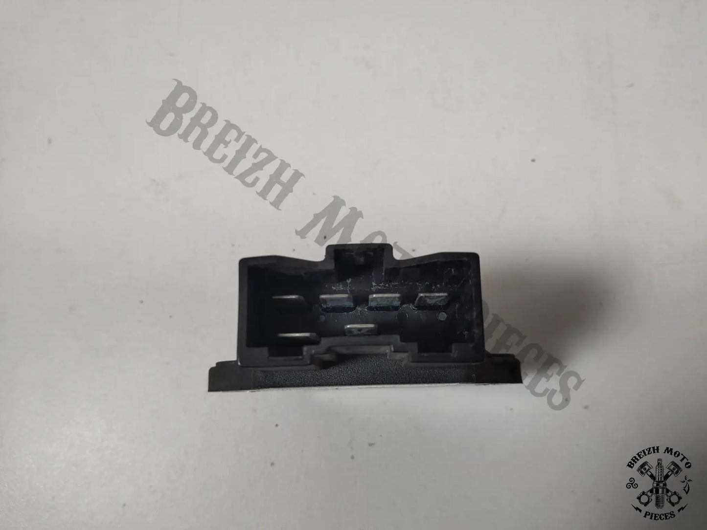 Régulateur de tension