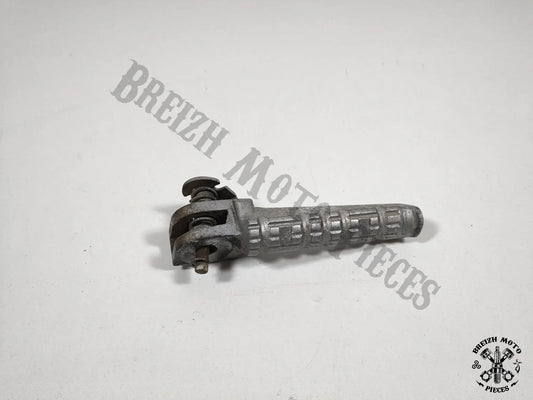 Repose-pied passager gauche