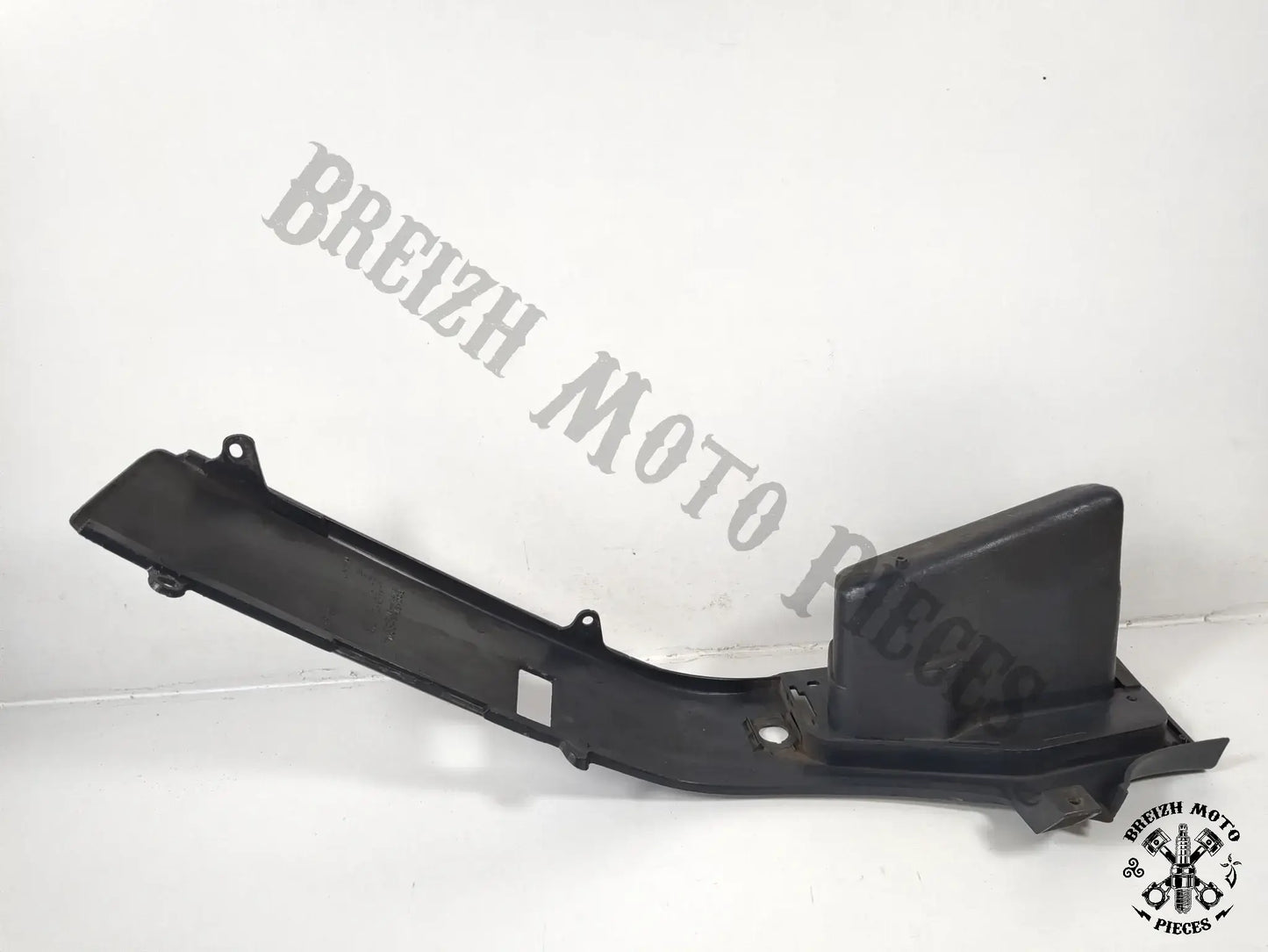 Habillage de carénage droit