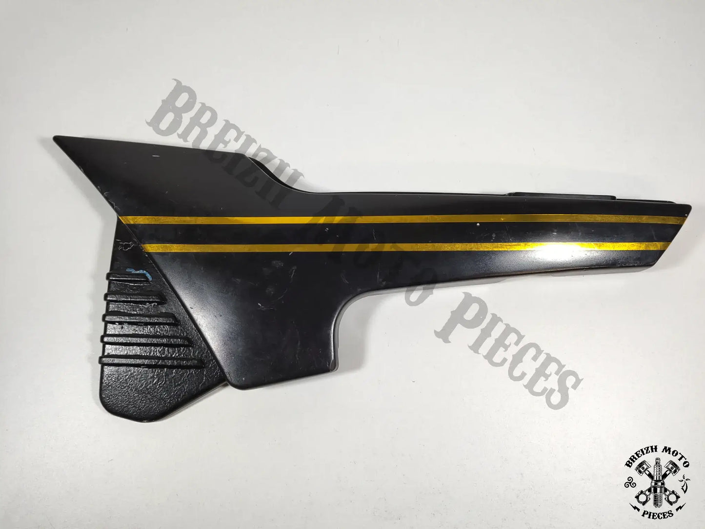 Carénage latéral gauche