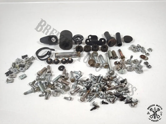 Pack visserie et accessoires