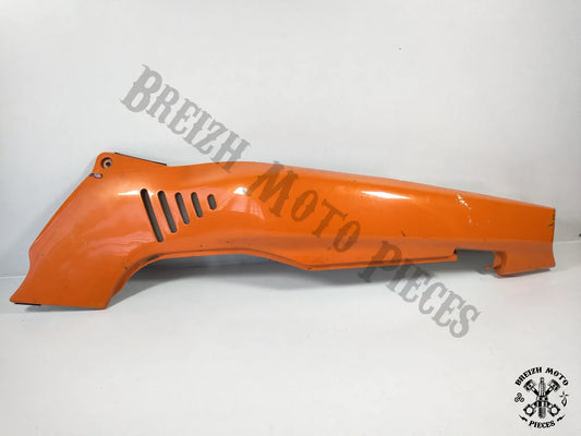 Carénage arrière droit