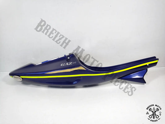 Carénage latéral droit