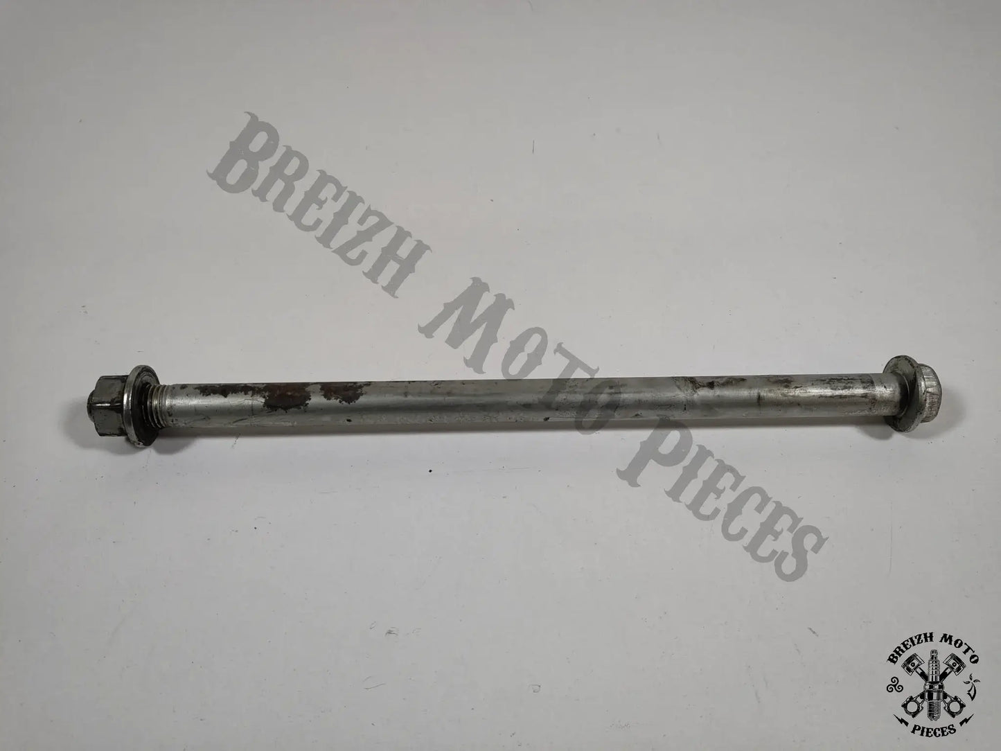 Axe de bras oscillant