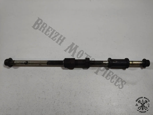 Axe de support moteur
