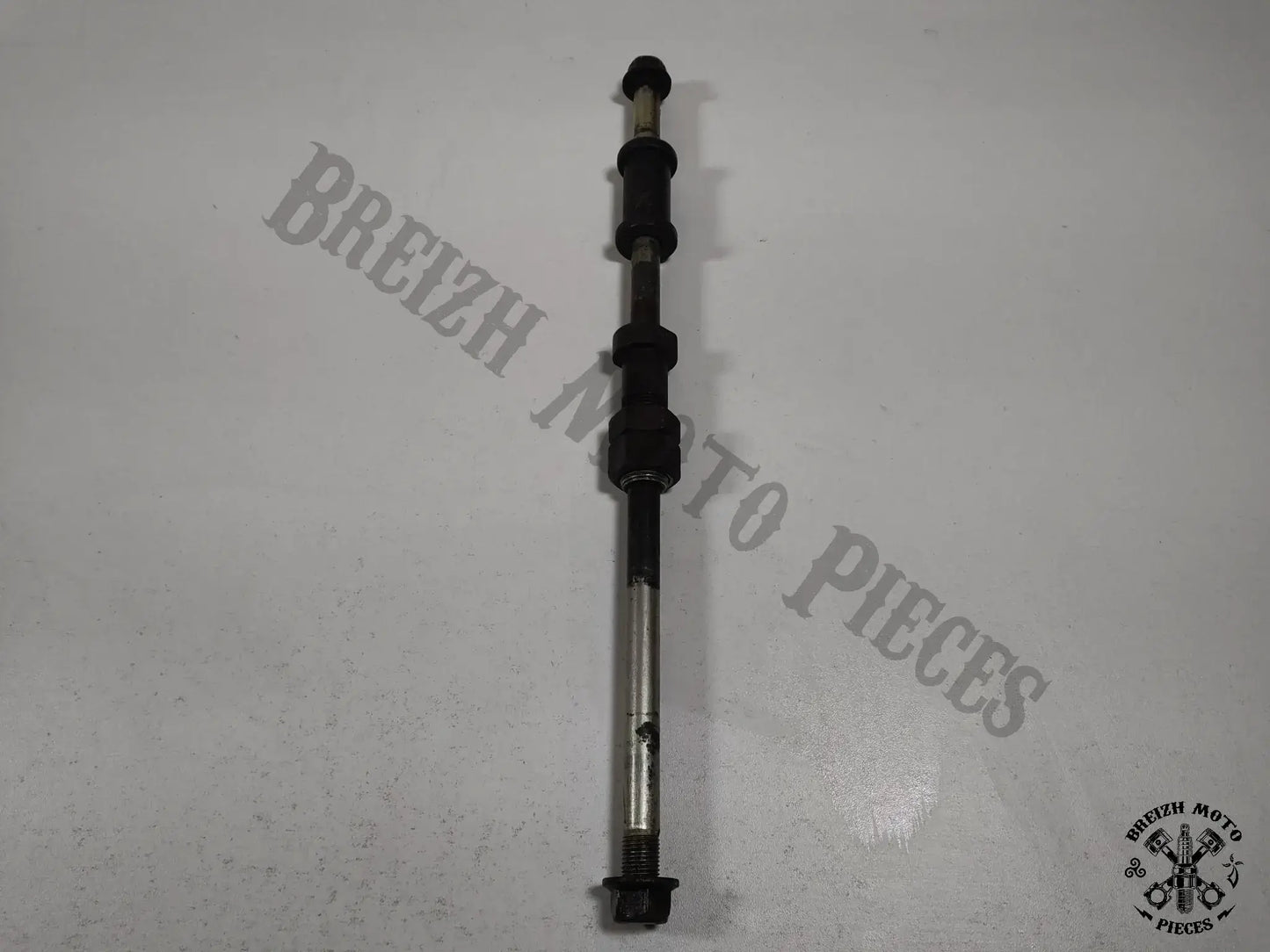 Axe de support moteur