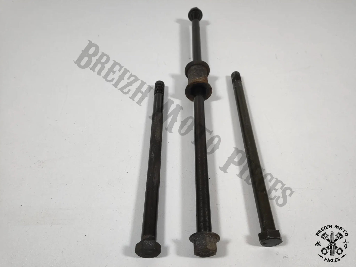 Axes de support moteur
