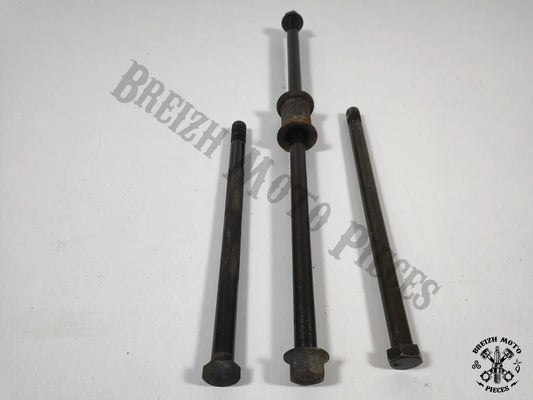 Axes de support moteur