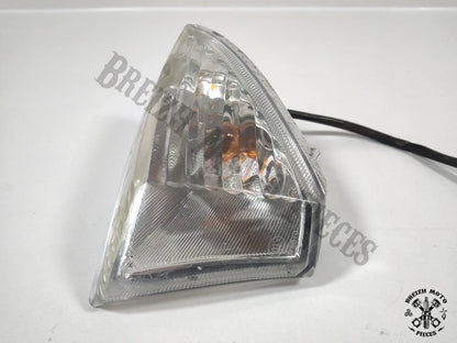 Clignotant avant gauche