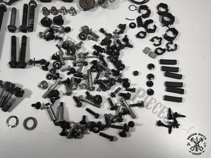 Pack visserie et accessoires