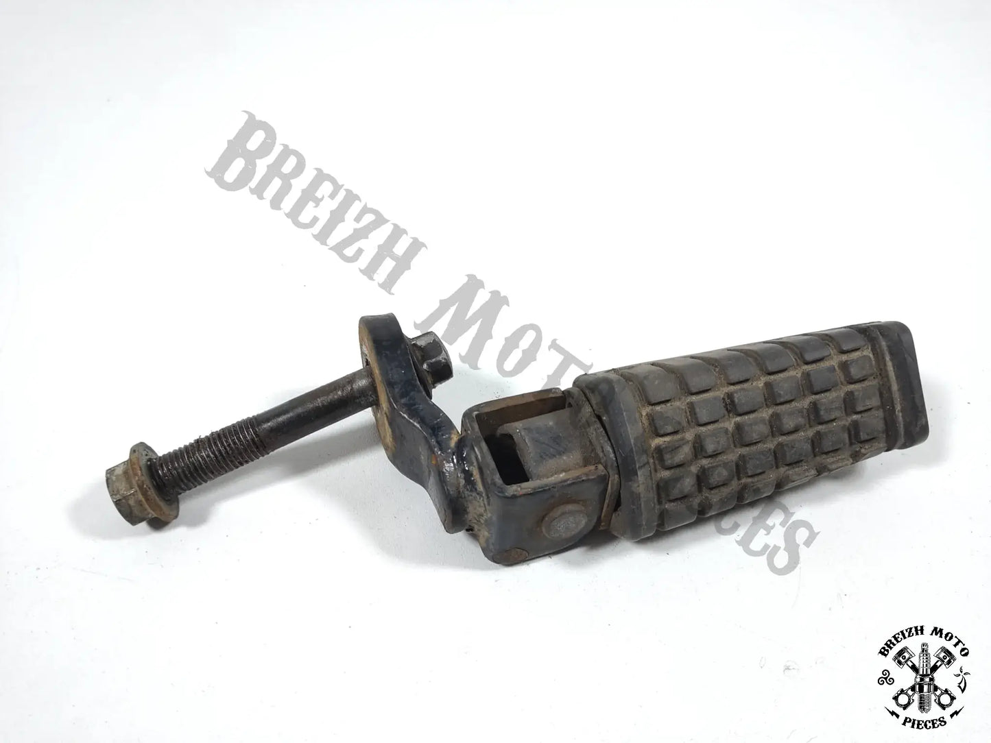 Repose-pied passager gauche