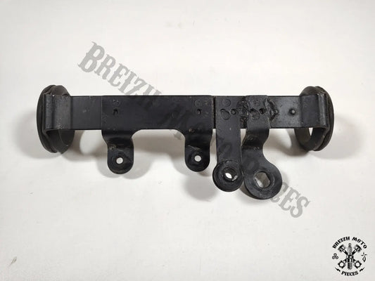 Support de phare droit